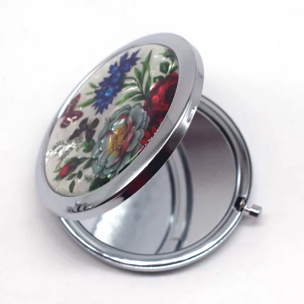 Mezerdoo-pocket-mirror-up-nabitag