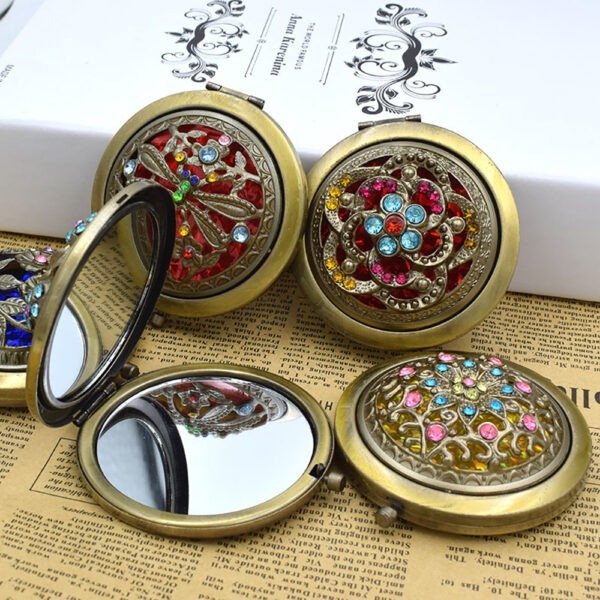 elfs-garden-pocket-mirror-front1-nabitag elfs-garden-pocket-mirror-front1-nabitag